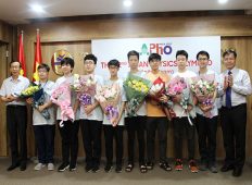 8/8 thành viên Đội tuyển quốc gia Việt Nam đoạt giải Olympic Vật lí Châu Á – Thái Bình Dương năm 2022